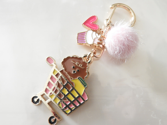 11月☆ 犬の日☆彡保護犬チャリティー☆彡　お買物 プードル ちゃん キーホルダ　☆彡　＊犬　トイプードル 15枚目の画像