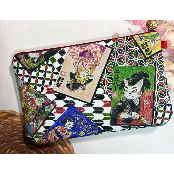 ハンドメイド　和柄　かるた　歌舞伎　日本画　浮世絵　猫　ふんわり　フラットポーチ【L】 2枚目の画像
