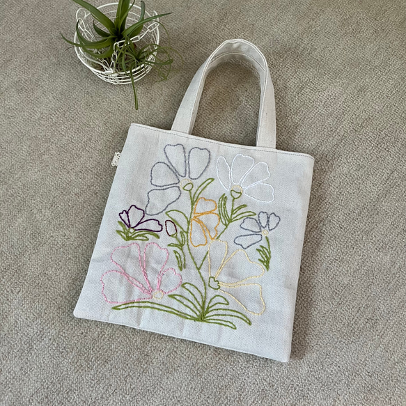 flowers刺繍ミニトートバッグ 1枚目の画像