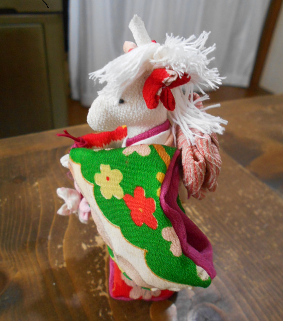 ☆2026年　午年　干支飾り　☆十二支　お着物馬【早割お正月】【再販】 1枚目の画像