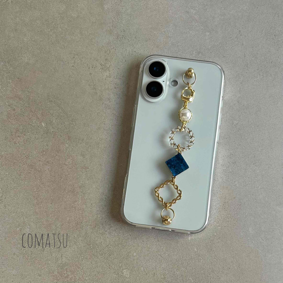 ［全機種対応］attract NAVY ハンドホルダー付きスマホケース 落下防止ベルトストラップ付きスマホカバー 5枚目の画像