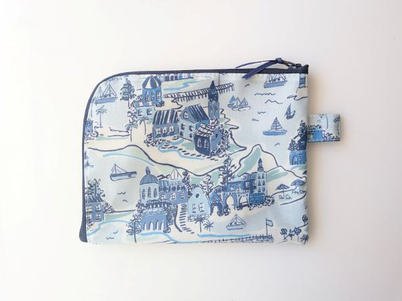 仕切付きA6（お薬手帳）L字ファスナー　クリアポーチ　アドベンチャーコースト　リバティ　ラミネート♡ポートメリオン 2枚目の画像