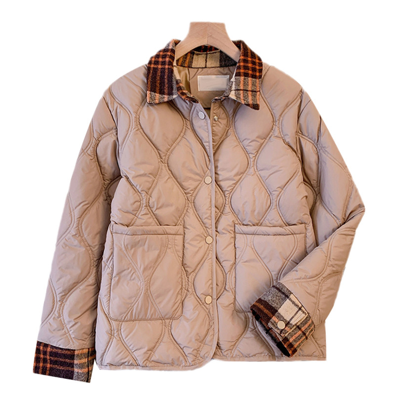 大きいヤードの薄くて薄い羽毛の綿の服の外套の女性の秋の太っているmmゆとりが見えてやせます百合カジュアルな綿の衣