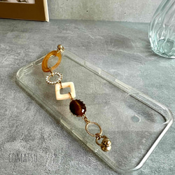 【全機種対応】ClassicalBROWN ハンドホルダー付きスマホケース 落下防止ベルトストラップ付きスマホカバー 2枚目の画像