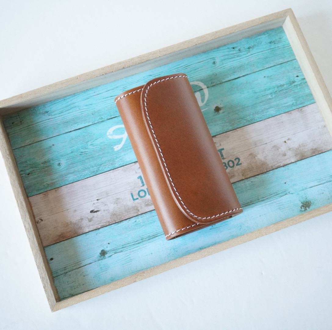 シンプルなキーケース　ブッテーロ