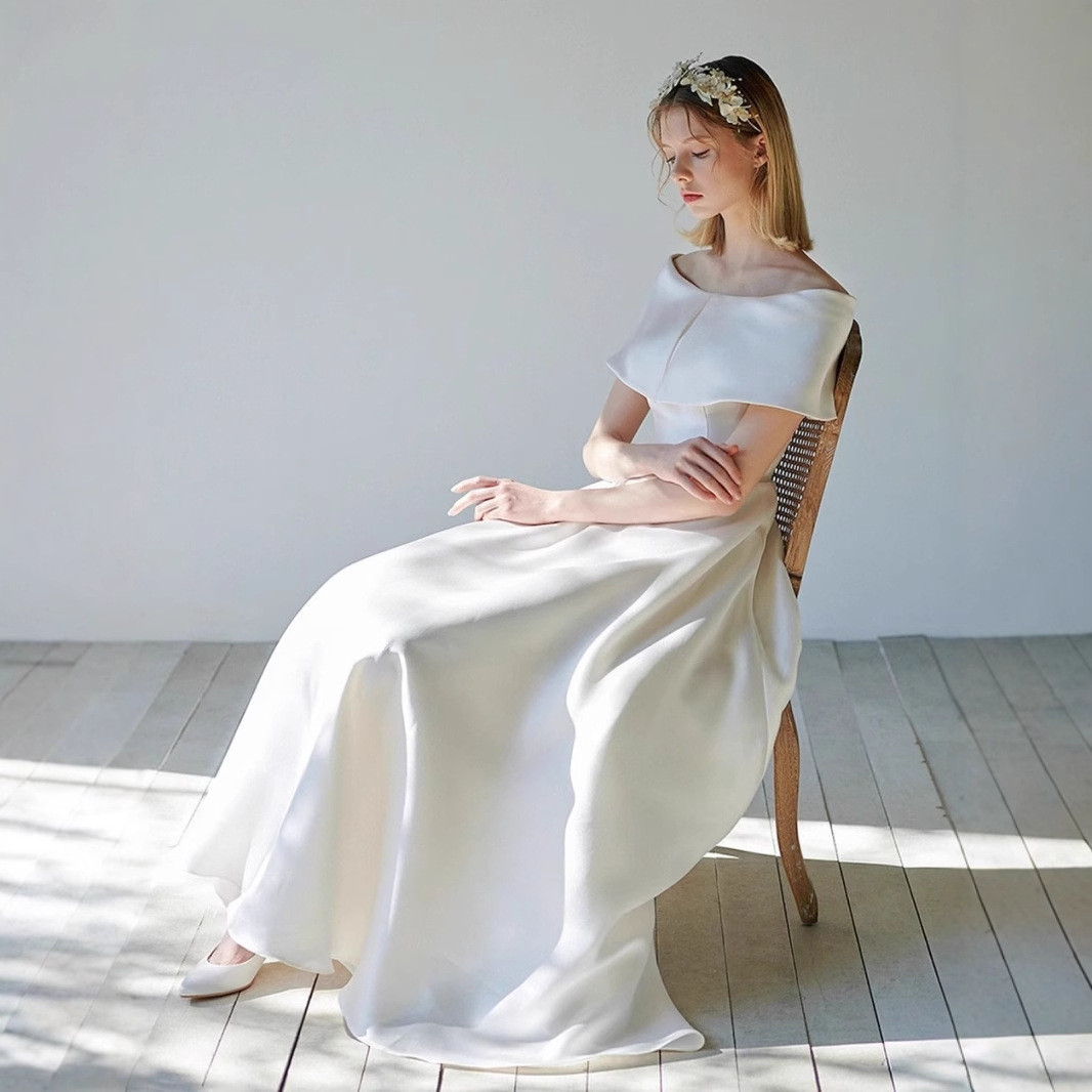 オフショルダー サテン 白 黒 シンプル おしゃれ ウェディングドレス 韓国風 花嫁 前撮り JSXA694(1)