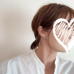 大粒淡水パールのこぼれピアス（シルバー）/ クリスマス　バロックパール　シック　モダン　大粒　冬　金属アレルギー対応 3枚目の画像