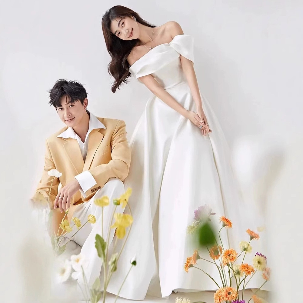 オフショルダー 白 黒 シンプル おしゃれ ウェディングドレス 高級感 韓国風 花嫁 前撮り JSXA693