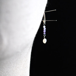 キュービックジルコニアと天然真珠のピアス パープル 2枚目の画像