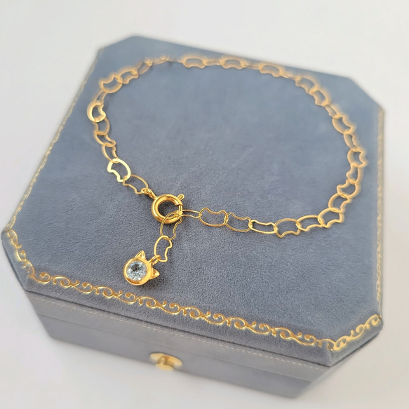 NEKOねこ猫チェーンと天然石のブレスレット【選べる10種の天然石】 1枚目の画像