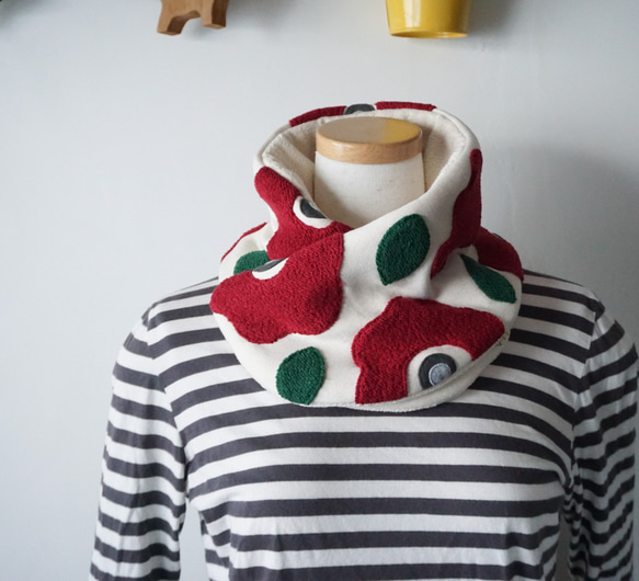 花柄スヌード風ネックウォーマー(アップリケ仕立て) 1枚目の画像