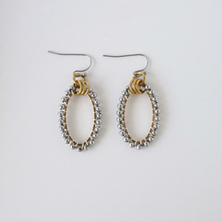 サージカルステンレス　メタルボールピアス　オーバル　シルバー　バイカラー　㊼　 1枚目の画像