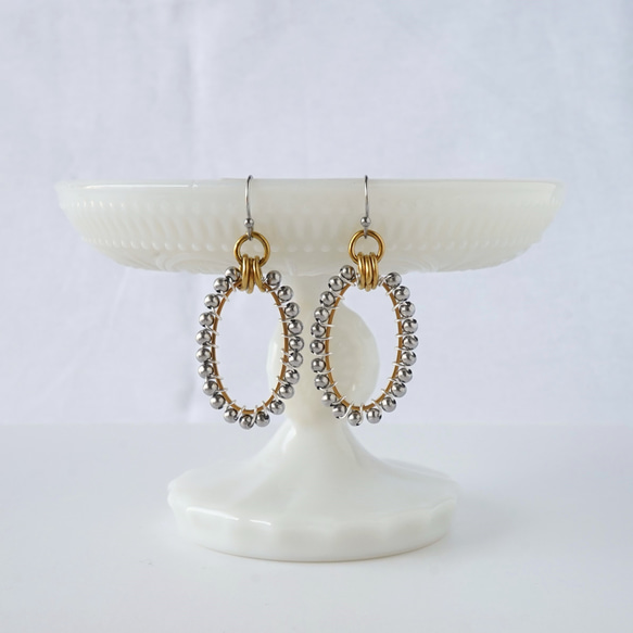 サージカルステンレス　メタルボールピアス　オーバル　シルバー　バイカラー　㊼　 2枚目の画像