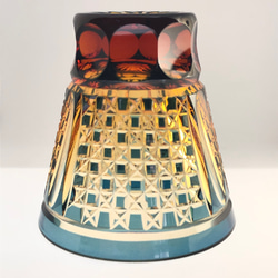 江戸切子　琥珀色藍色被せクリスタルガラス焼酎グラス　 3枚目の画像