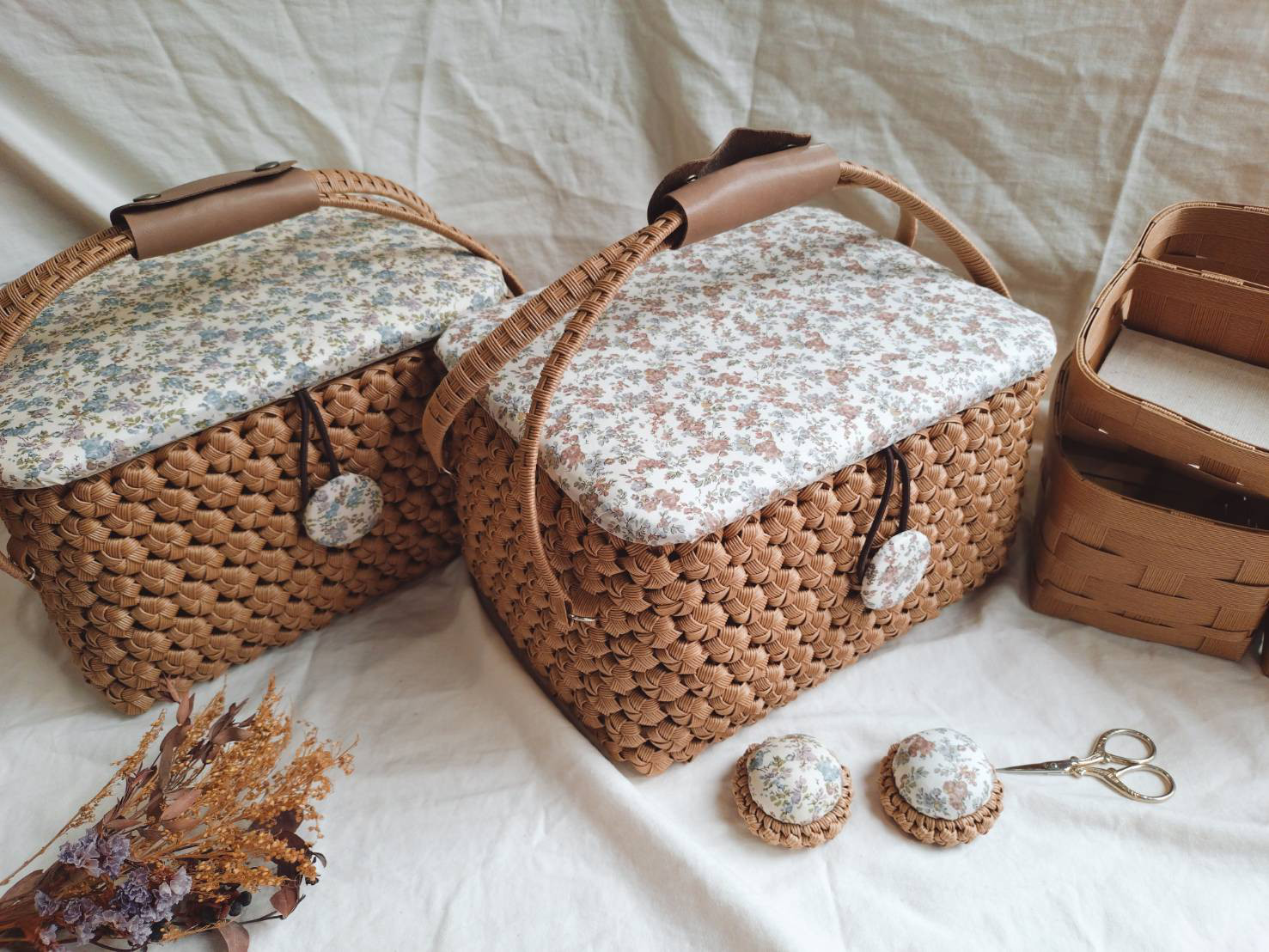 在庫あり 花結び 裁縫箱 標準サイズ【Liberty MoonMoth ムーンモス】クラフト針刺し  母プレゼント