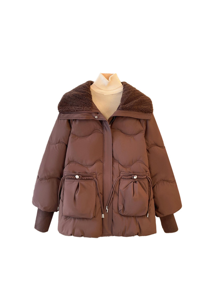 ビッグサイズのダウンコート女性秋の太った妹はゆったりして見える今年の流行は爆発的な上着です