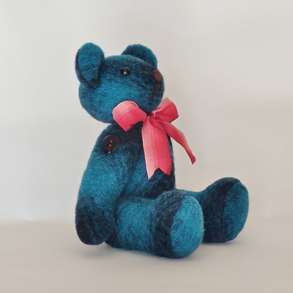 BLUEのテディベア　一点もの 2枚目の画像