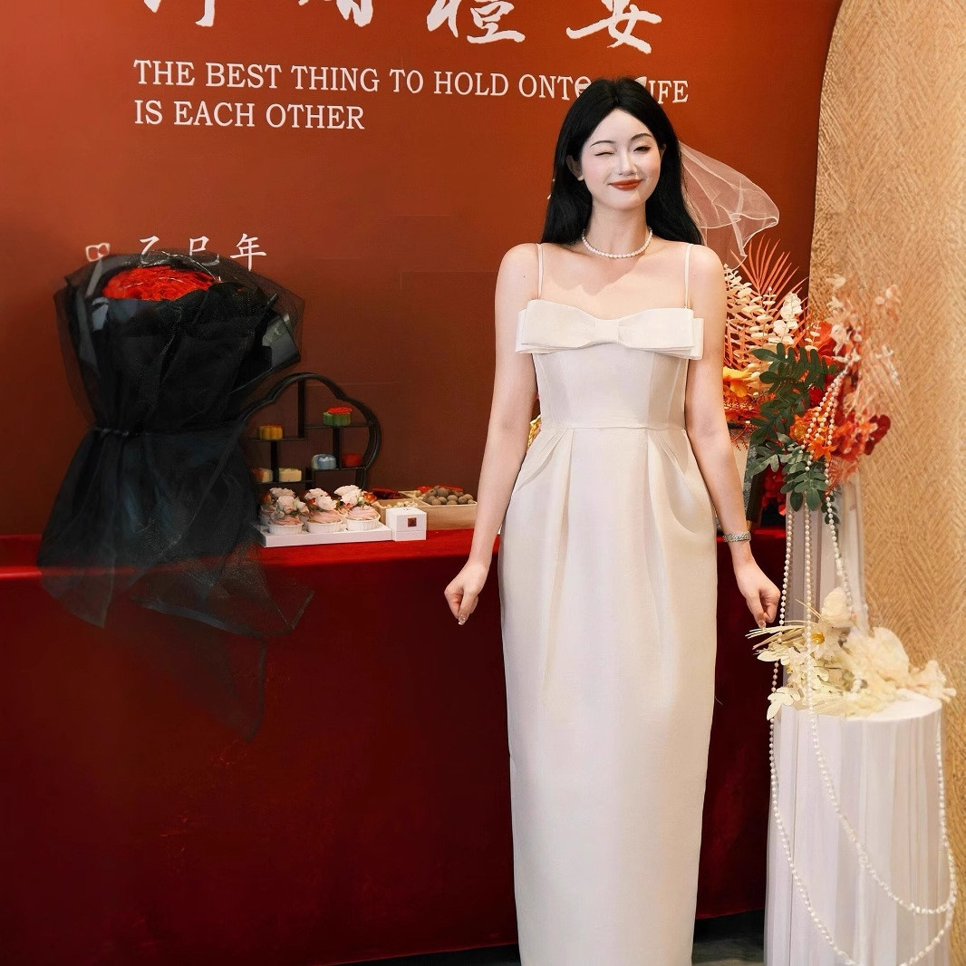 ノースリーブ サテン リボン 白 黒 シンプル おしゃれ ウェディングドレス 韓国風 花嫁 前撮り JSXA700(1)