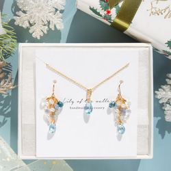 サーペンティン（リーフカービング）と天然石（ペリドット・スぺサル