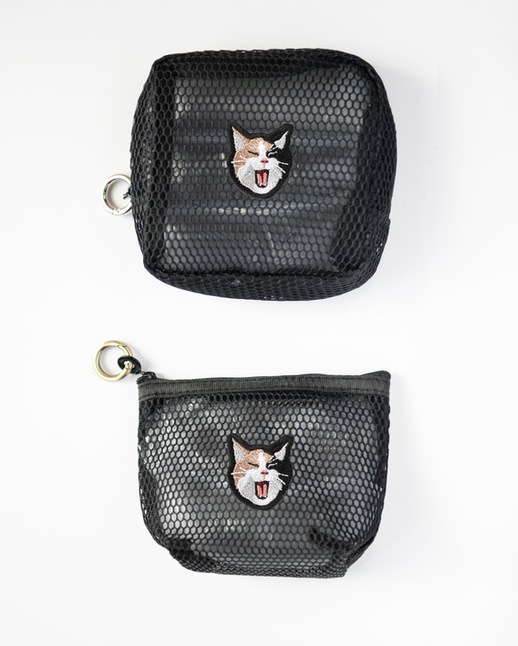 猫ちゃんたちの刺繍メッシュポーチ〈三毛猫〉2個セット／つばめ