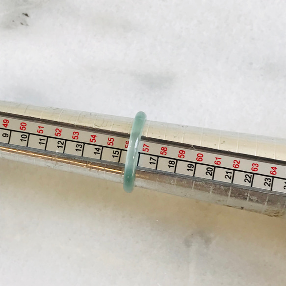 [R28-041］ ジェイド　JADE ヒスイ　本翡翠　くりぬき　リング　天然石　一点物　グアテマラ産　16号　指輪 6枚目の画像