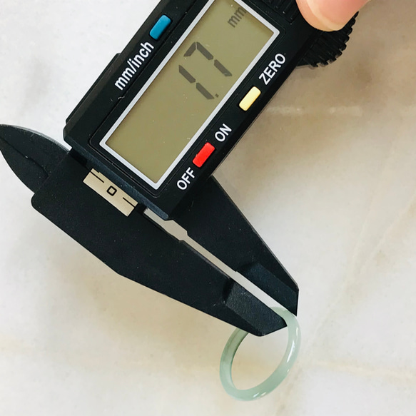 [R28-041］ ジェイド　JADE ヒスイ　本翡翠　くりぬき　リング　天然石　一点物　グアテマラ産　16号　指輪 9枚目の画像