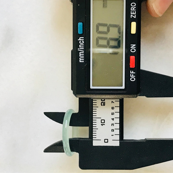 [R28-041］ ジェイド　JADE ヒスイ　本翡翠　くりぬき　リング　天然石　一点物　グアテマラ産　16号　指輪 12枚目の画像