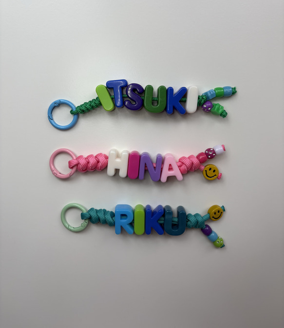 ネームストラップ キーホルダー ストラップ カラフル パラコード 名前
