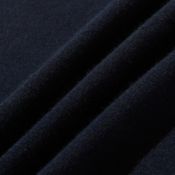 快適さとスタイルを両立　上質なウール100%のニットベスト　ウール100％　ネイビー　251101-2 12枚目の画像