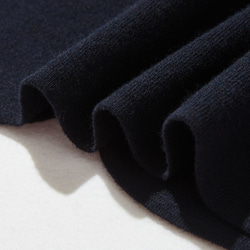 快適さとスタイルを両立　上質なウール100%のニットベスト　ウール100％　ネイビー　251101-2 11枚目の画像