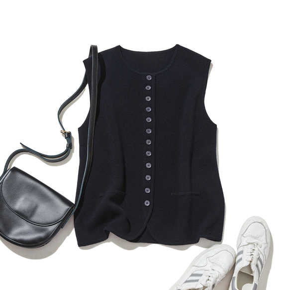 快適さとスタイルを両立　上質なウール100%のニットベスト　ウール100％　ネイビー　251101-2 1枚目の画像