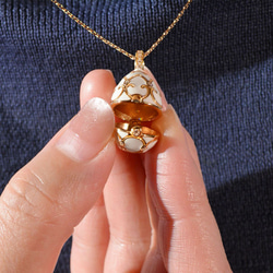 『秘める想い』 小さな宝箱のようなエッグペンダント　ネックレス　ゴールド　ネコポス送料無料 12枚目の画像