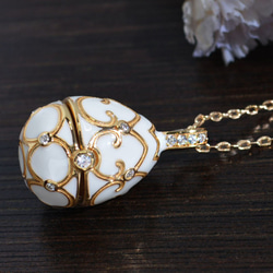 『秘める想い』 小さな宝箱のようなエッグペンダント　ネックレス　ゴールド　ネコポス送料無料 7枚目の画像