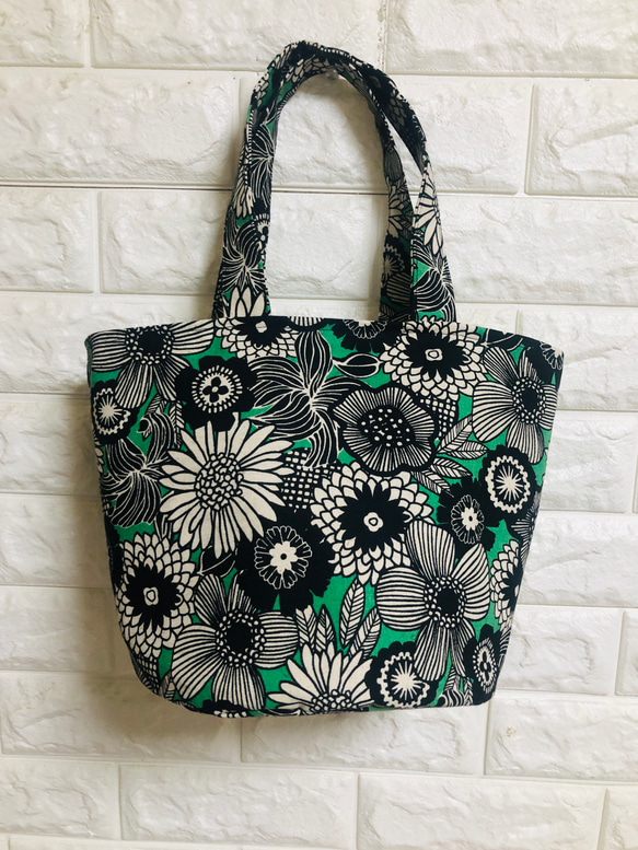 ❤️ノルディコフラワーグリーンバケツ型トートバッグ❤️ 1枚目の画像