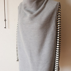 ボトルネックベスト（グレー起毛ニット） 6枚目の画像