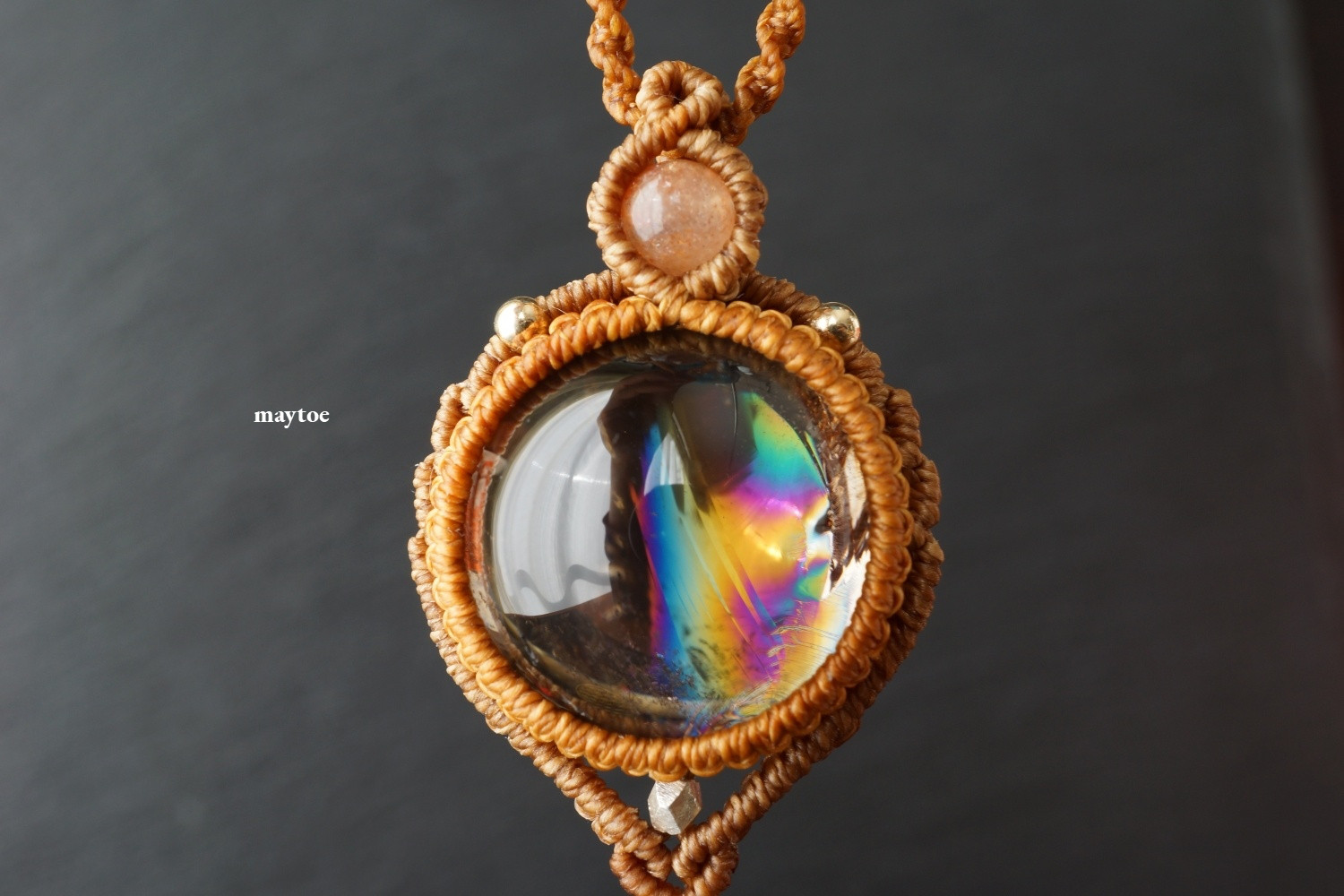 プレミアム級の虹入り＊レインボースモーキークォーツ（スモーキーアイリスクォーツ）のマクラメネックレス