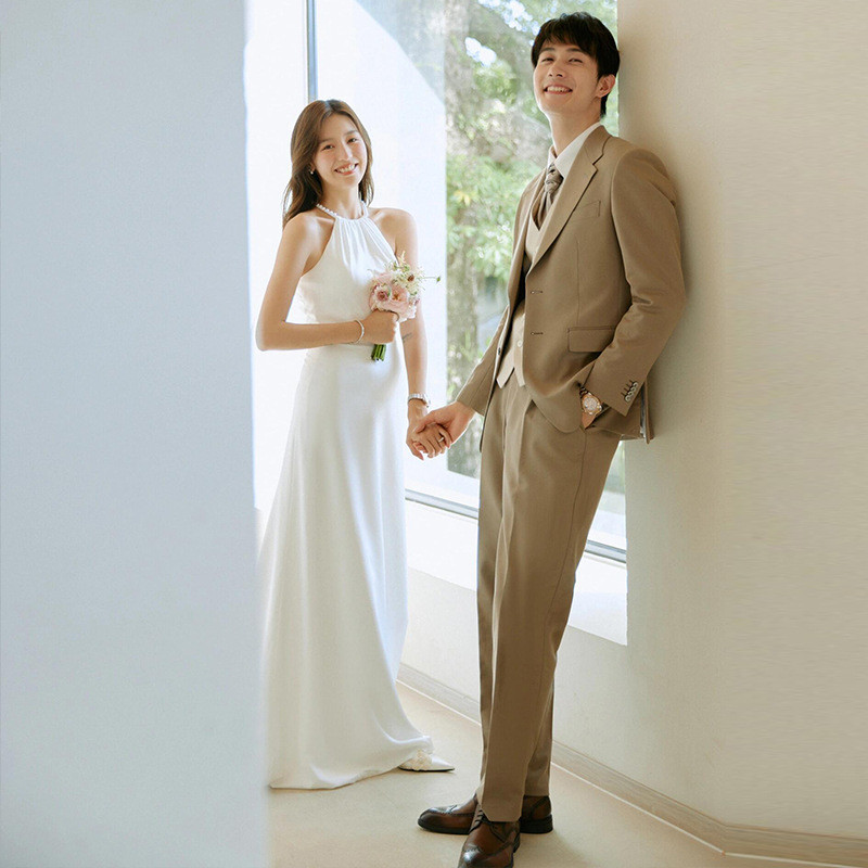 ノースリーブ 白 黒 サテン シンプル パーティードレス 韓国風 花嫁 结婚式 演奏会 二次会 前撮り HL228