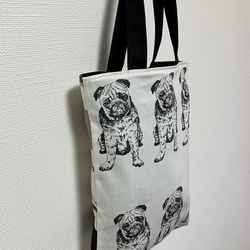 インパクト大❤️大きなわんちゃんの柄のパネル生地のトートバッグ　オシャレトート　お散歩バッグ 4枚目の画像