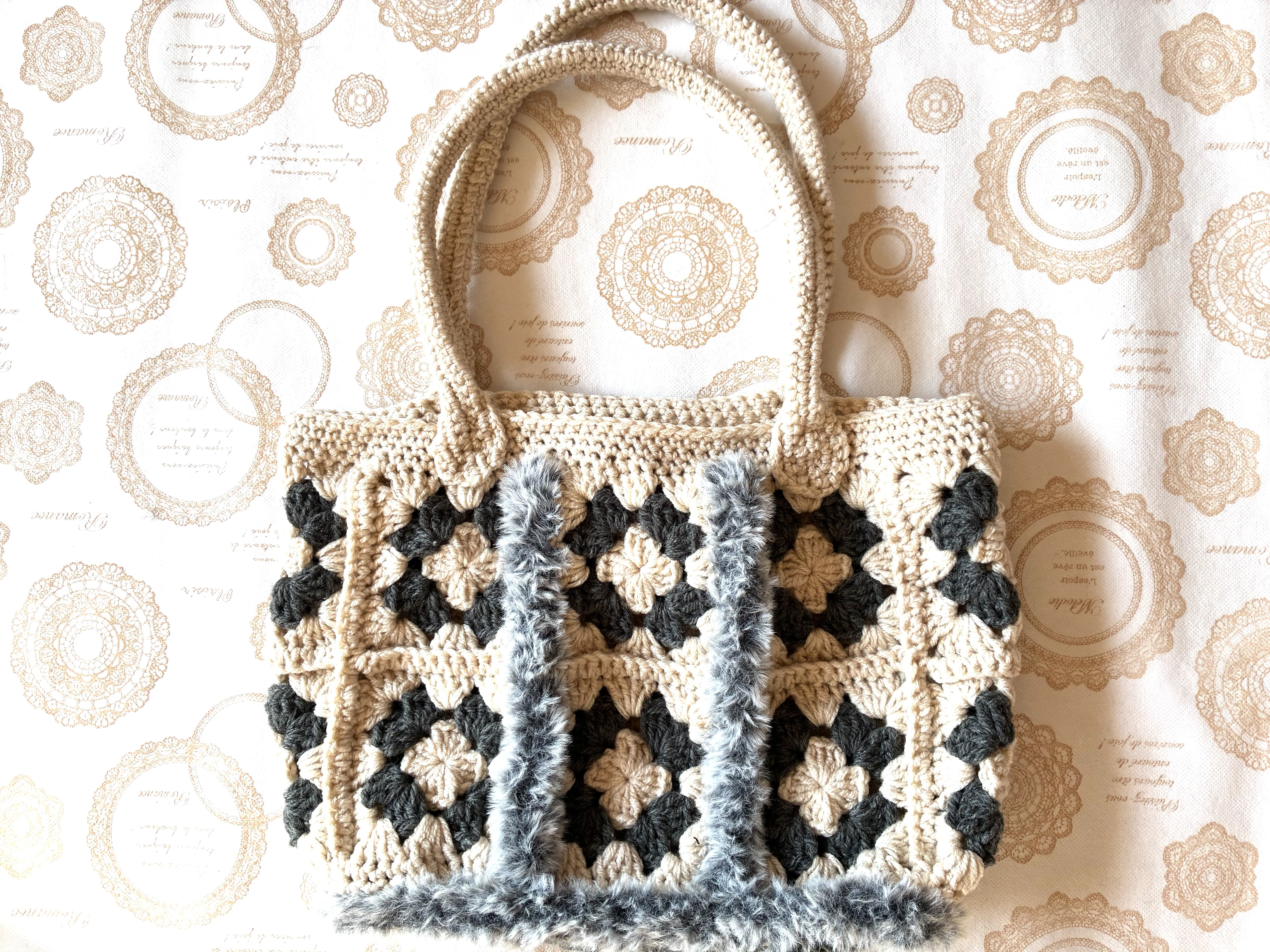 【秋冬】グラニースクエア✖️ファーが可愛いトートバッグ