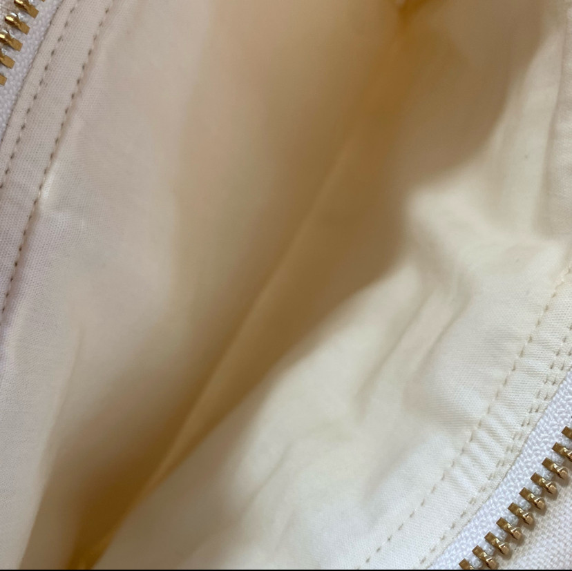 Mサイズ　kumasanスモーキーホワイト　選べる　母子手帳ケース　カードポケット増量ホックプラス　くまキルト　B6用