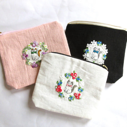 花咲く窓辺の猫ポーチ ブラックＣ 7枚目の画像