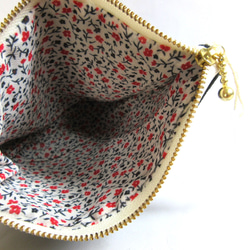 花咲く窓辺の猫ポーチ ブラックＣ 6枚目の画像