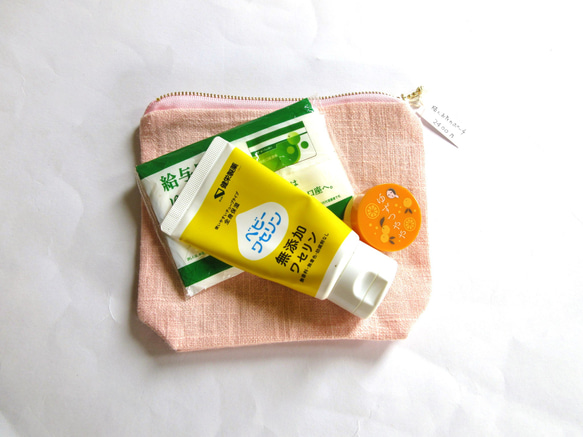 花咲く窓辺の猫ポーチ さくら色Ａ 9枚目の画像