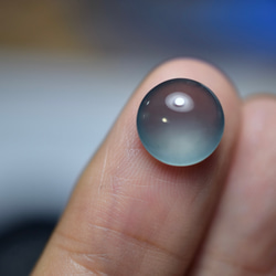 RG10-112 シルバー 宝石質 非加熱 紫の光沢を見える濡羽色 スピネル  