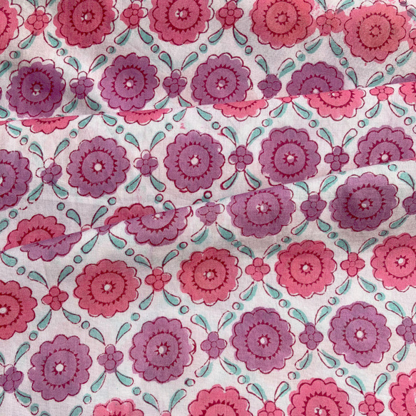 インド ブロックプリント生地 [50cm単位切売] サンガネリ フラワー ピンク&パープル 花 小花 SA IF0402 1枚目の画像