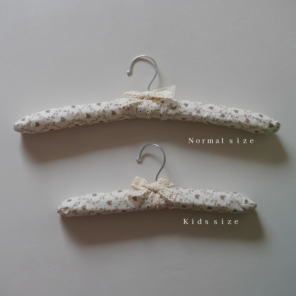 interior hanger  ハンガー  布ハンガー　アンティークハンガー　ファブリックハンガー　ハーフバースデー　 5枚目の画像