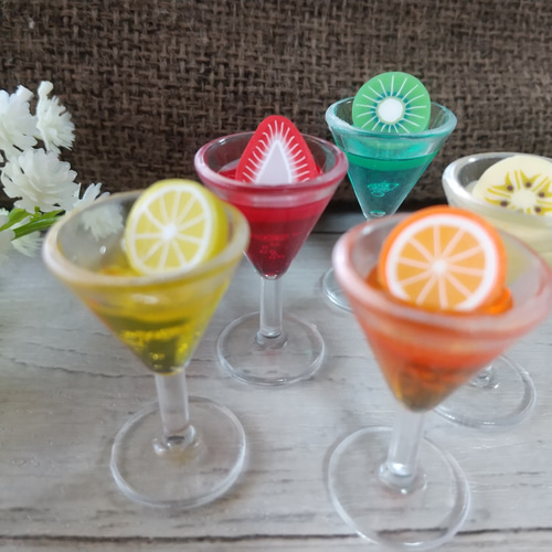 Bar Noirではおしゃれなフルーツカクテルをご提供しております Vera