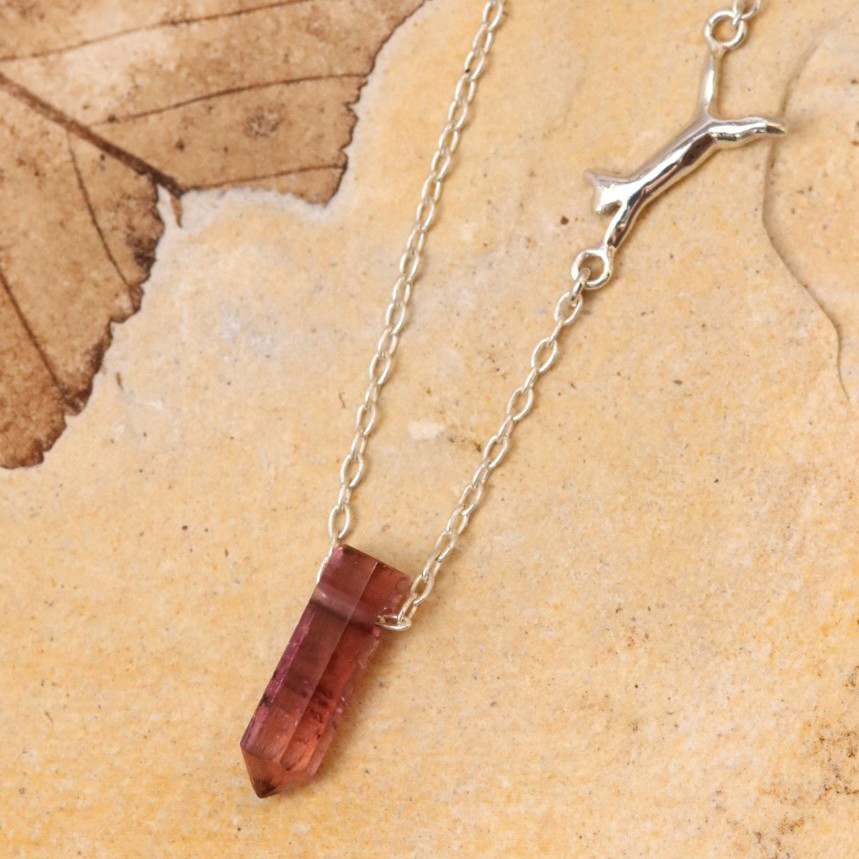 ピンクトルマリンとネコ ネックレス silver925 マグネットクラスプ