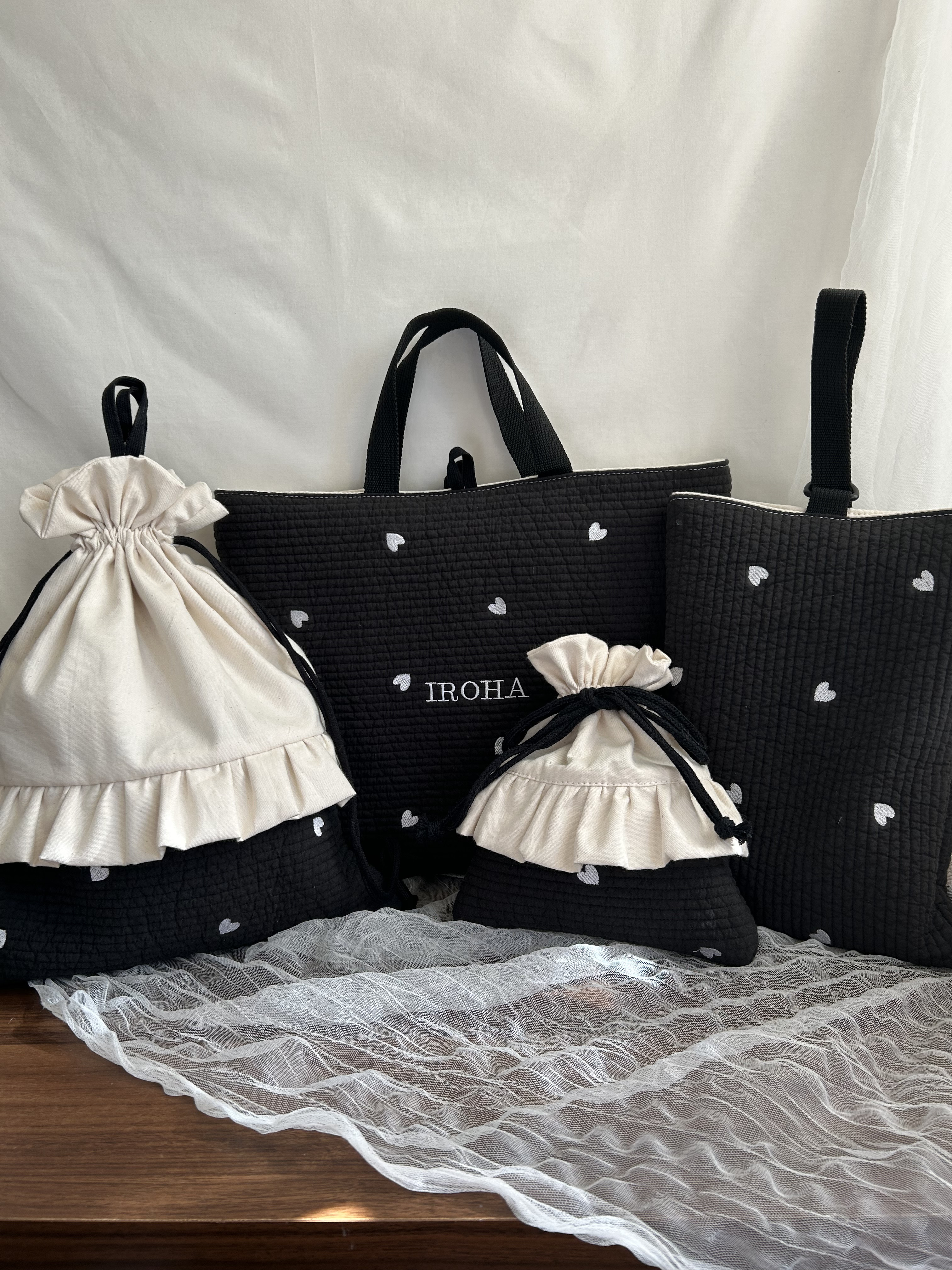 【オーダーメイド✂︎】【ママとお揃い】【単品購入も可】【フリル有・無】【お名前刺繍】【４点セット】