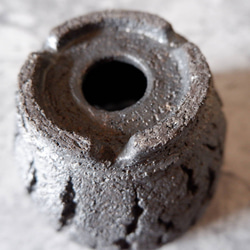 3.5号黒金彩裂紋鉢323　塊根植物　多肉植物　アガベ　盆栽　植木鉢　作家鉢　鉢皿　沖縄 6枚目の画像